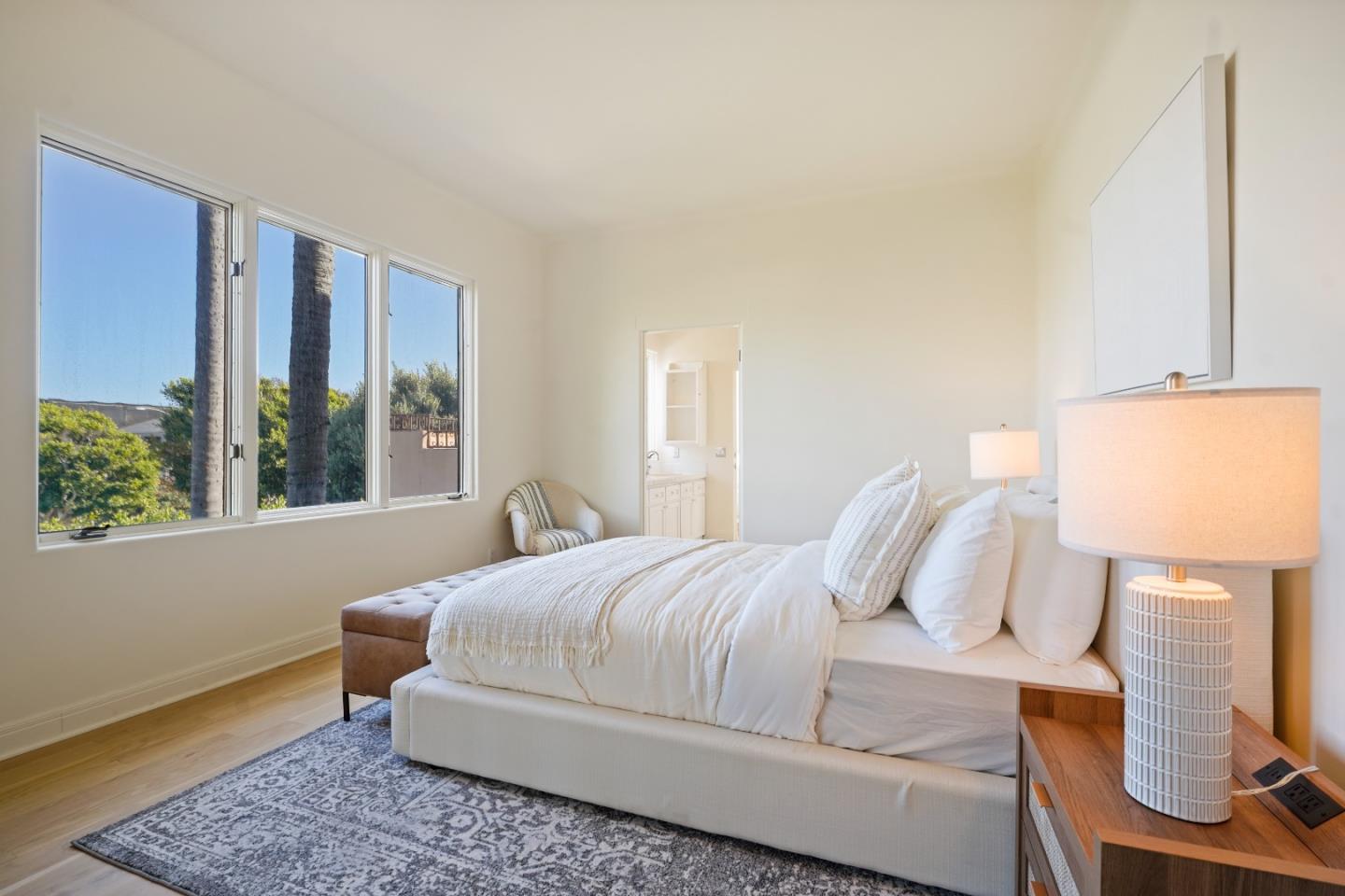 Detail Gallery Image 28 of 43 For 23349 Malibu Colony Rd, Malibu,  CA 90265 - 4 Beds | 4 Baths