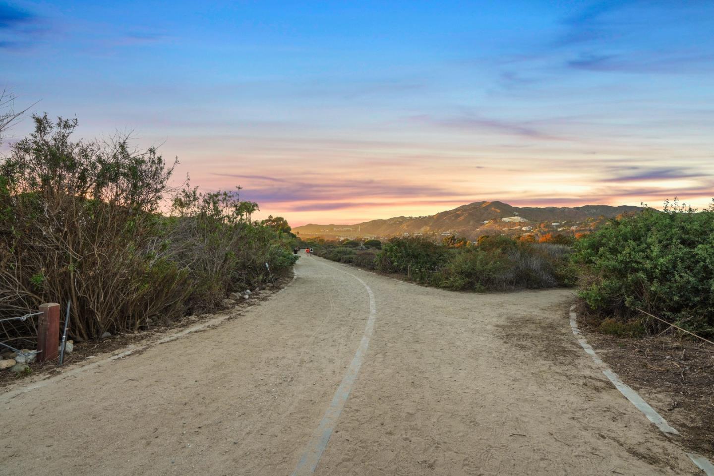 Detail Gallery Image 39 of 43 For 23349 Malibu Colony Rd, Malibu,  CA 90265 - 4 Beds | 4 Baths