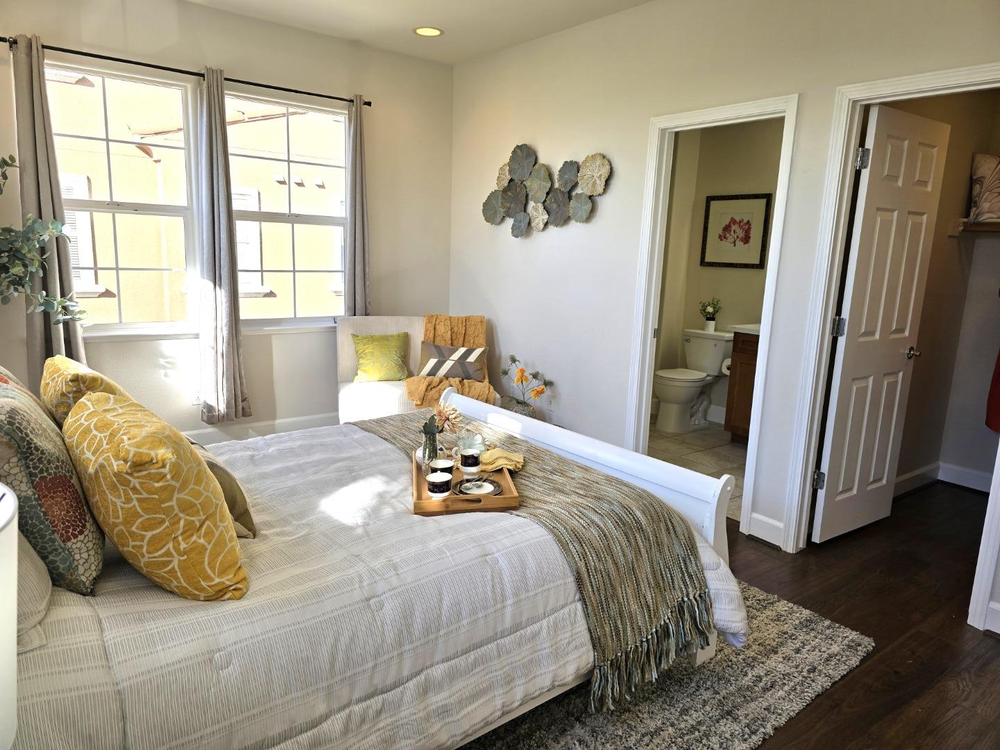 Detail Gallery Image 30 of 53 For 585 Adeline Ave, San Jose,  CA 95136 - 2 Beds | 2 Baths