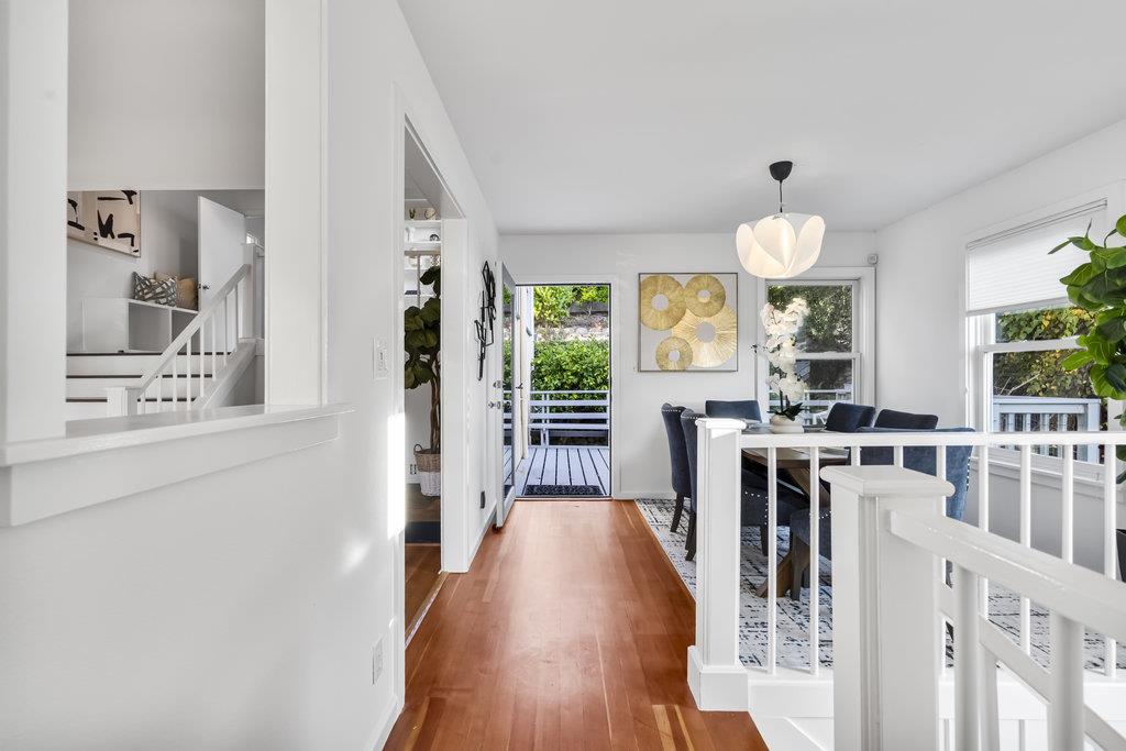 Detail Gallery Image 14 of 76 For 488 Western Dr, Point Richmond,  CA 94801 - 3 Beds | 2 Baths