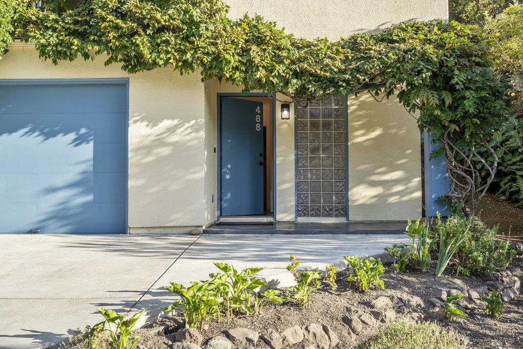Detail Gallery Image 4 of 76 For 488 Western Dr, Point Richmond,  CA 94801 - 3 Beds | 2 Baths