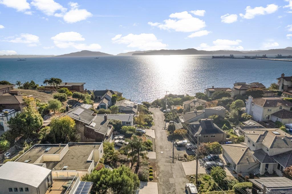 Detail Gallery Image 45 of 76 For 488 Western Dr, Point Richmond,  CA 94801 - 3 Beds | 2 Baths