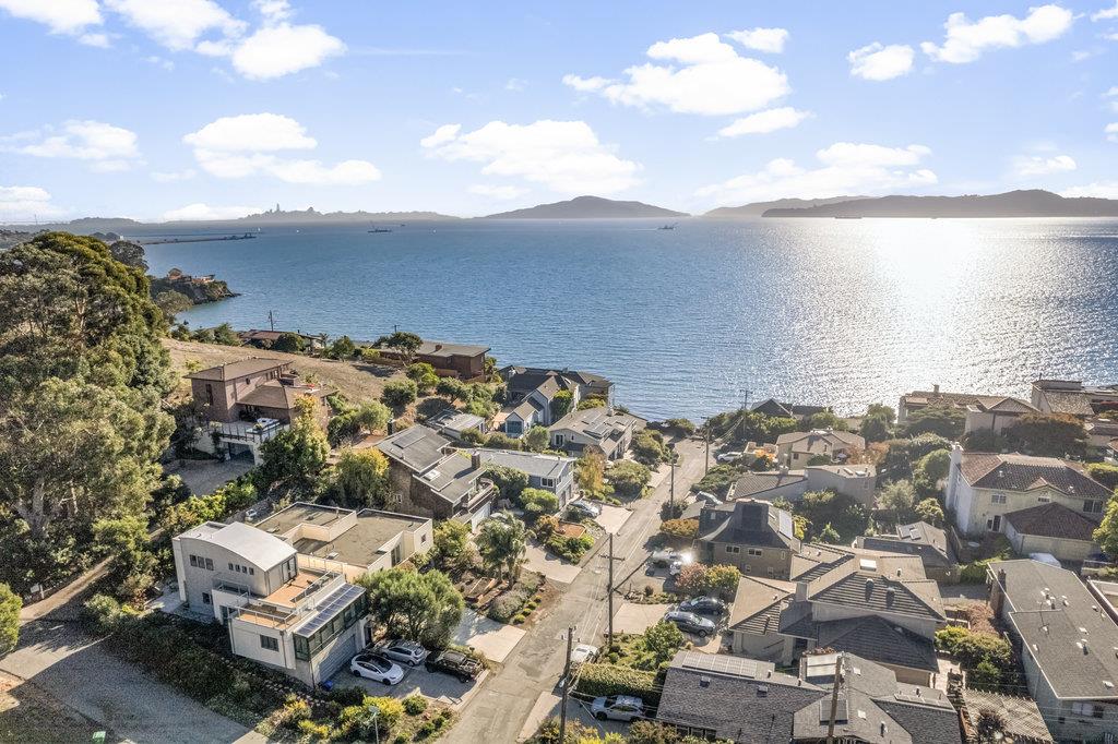 Detail Gallery Image 47 of 76 For 488 Western Dr, Point Richmond,  CA 94801 - 3 Beds | 2 Baths