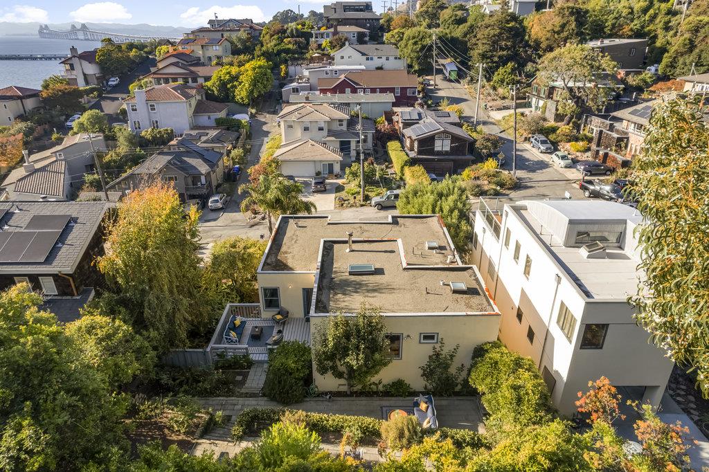 Detail Gallery Image 49 of 76 For 488 Western Dr, Point Richmond,  CA 94801 - 3 Beds | 2 Baths