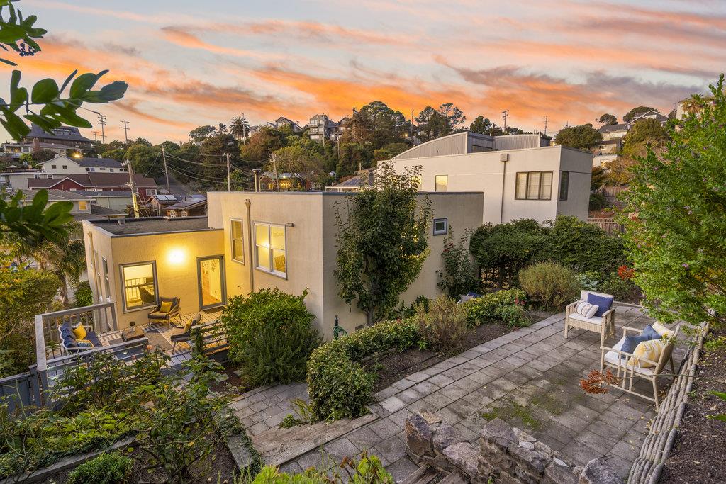 Detail Gallery Image 63 of 76 For 488 Western Dr, Point Richmond,  CA 94801 - 3 Beds | 2 Baths