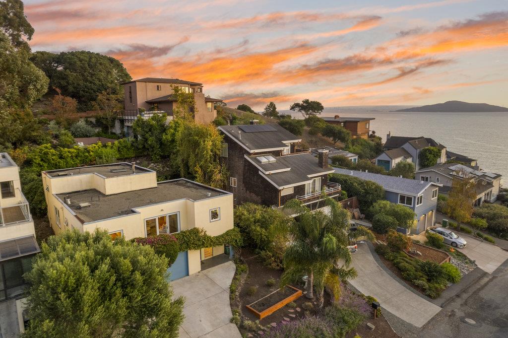 Detail Gallery Image 71 of 76 For 488 Western Dr, Point Richmond,  CA 94801 - 3 Beds | 2 Baths