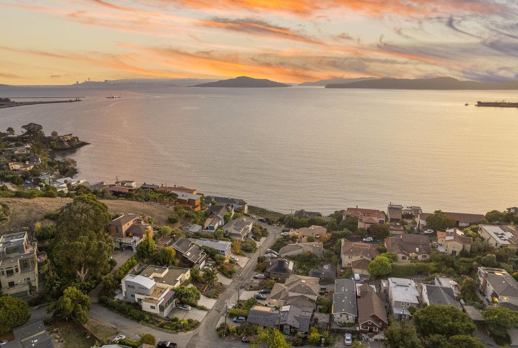 Detail Gallery Image 75 of 76 For 488 Western Dr, Point Richmond,  CA 94801 - 3 Beds | 2 Baths