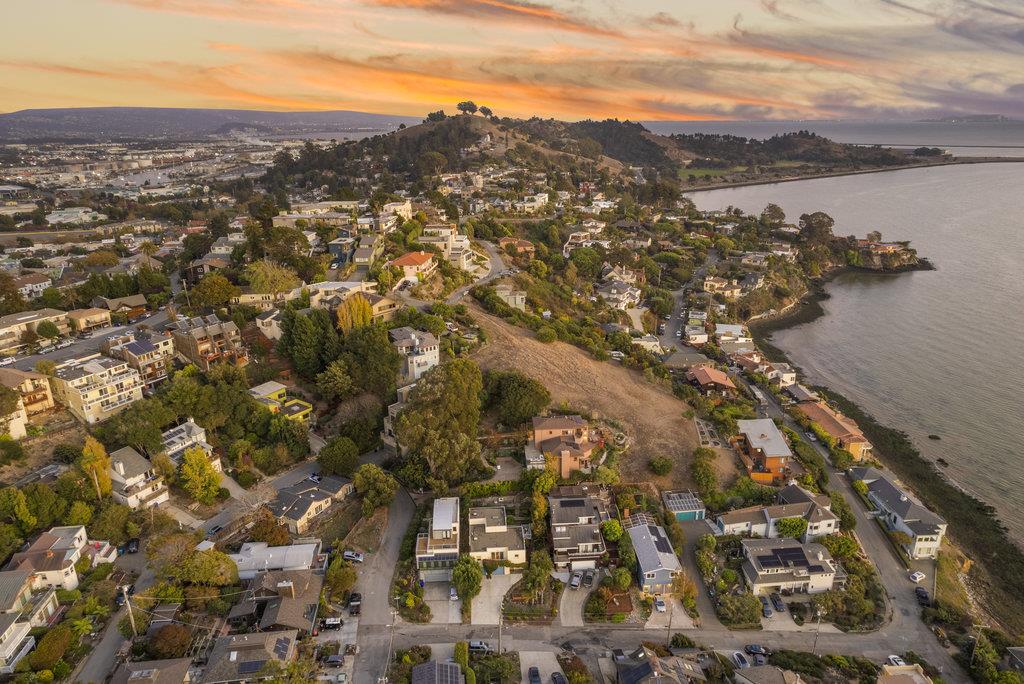 Detail Gallery Image 76 of 76 For 488 Western Dr, Point Richmond,  CA 94801 - 3 Beds | 2 Baths