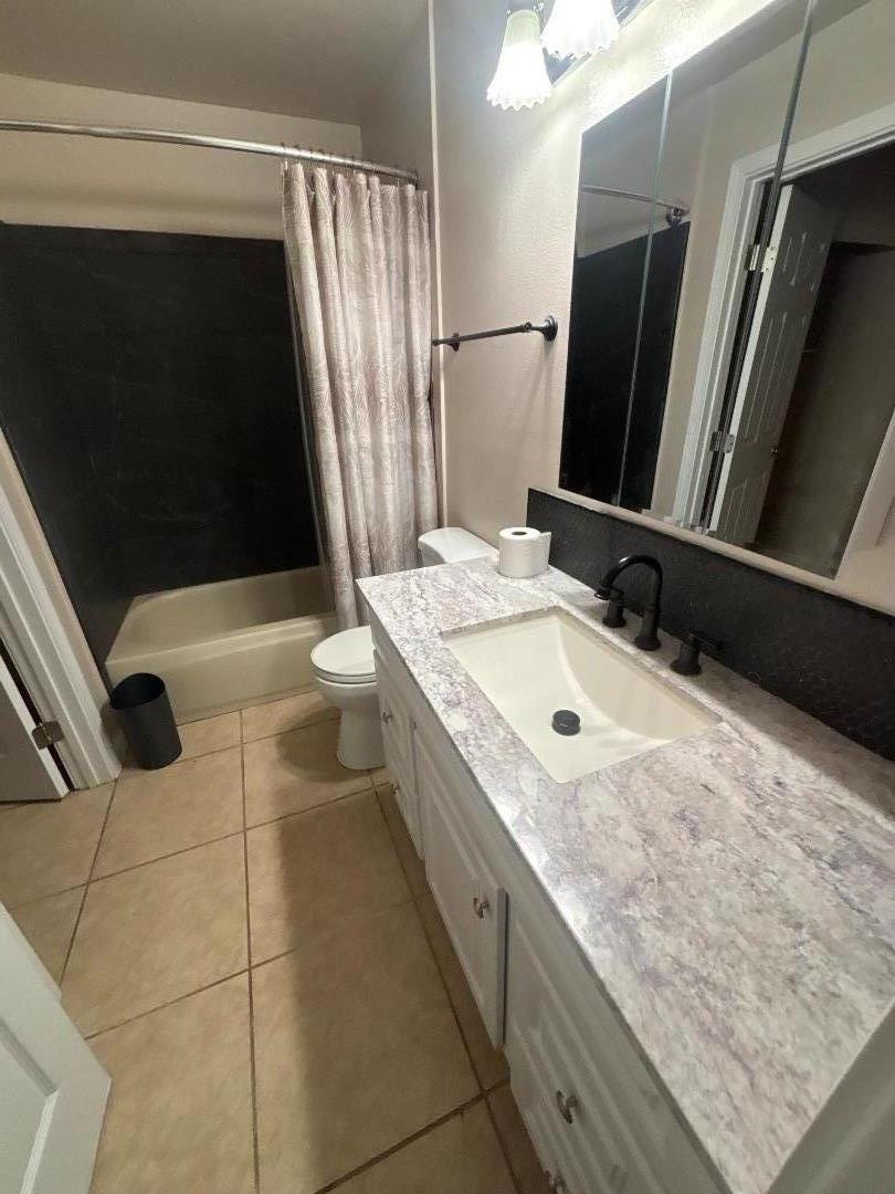 Detail Gallery Image 17 of 27 For 4860 E Lane Ave #104,  Fresno,  CA 93727 - 1 Beds | 1 Baths