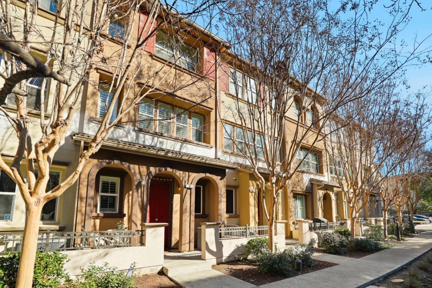 Front Image Thumbnail for ML82026619