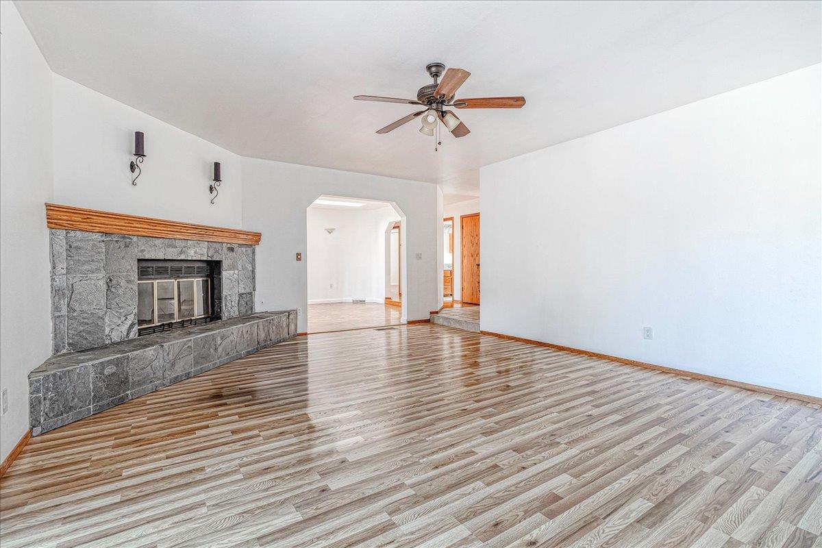 Detail Gallery Image 21 of 34 For 2425 Becker Ct, Modesto,  CA 95358 - 3 Beds | 2 Baths