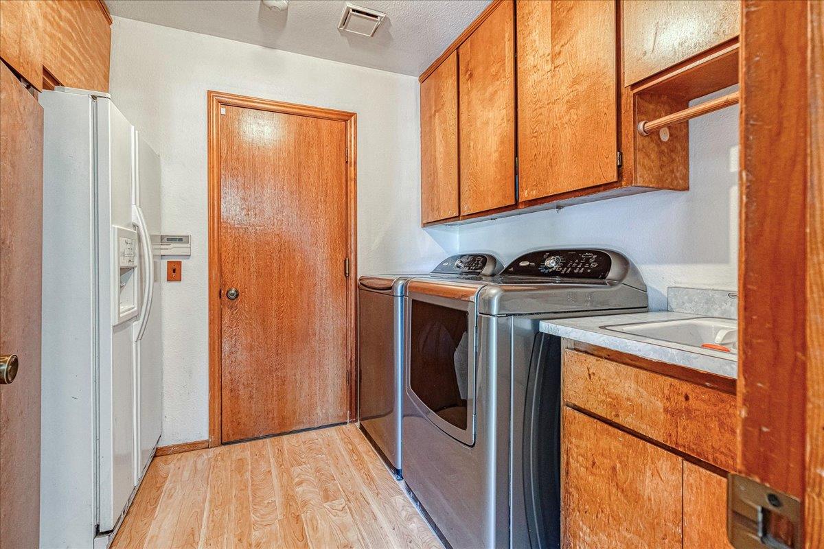 Detail Gallery Image 30 of 34 For 2425 Becker Ct, Modesto,  CA 95358 - 3 Beds | 2 Baths