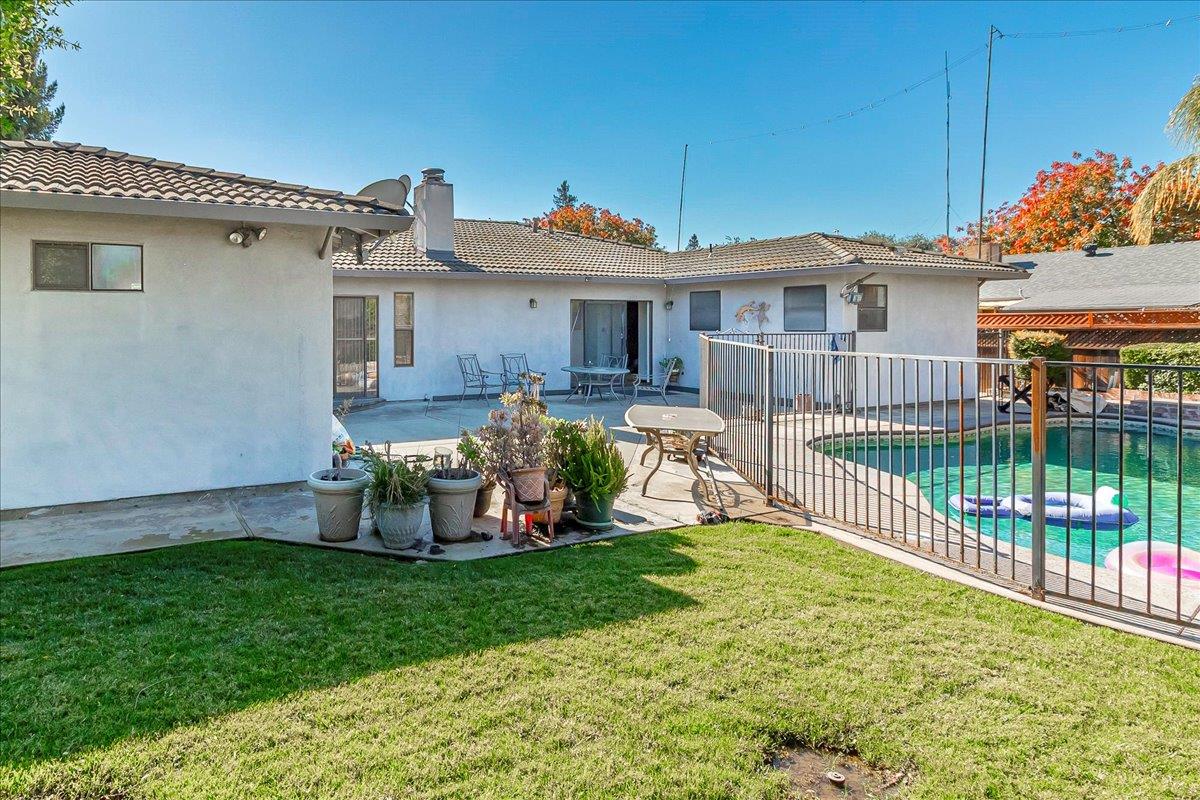 Detail Gallery Image 32 of 34 For 2425 Becker Ct, Modesto,  CA 95358 - 3 Beds | 2 Baths