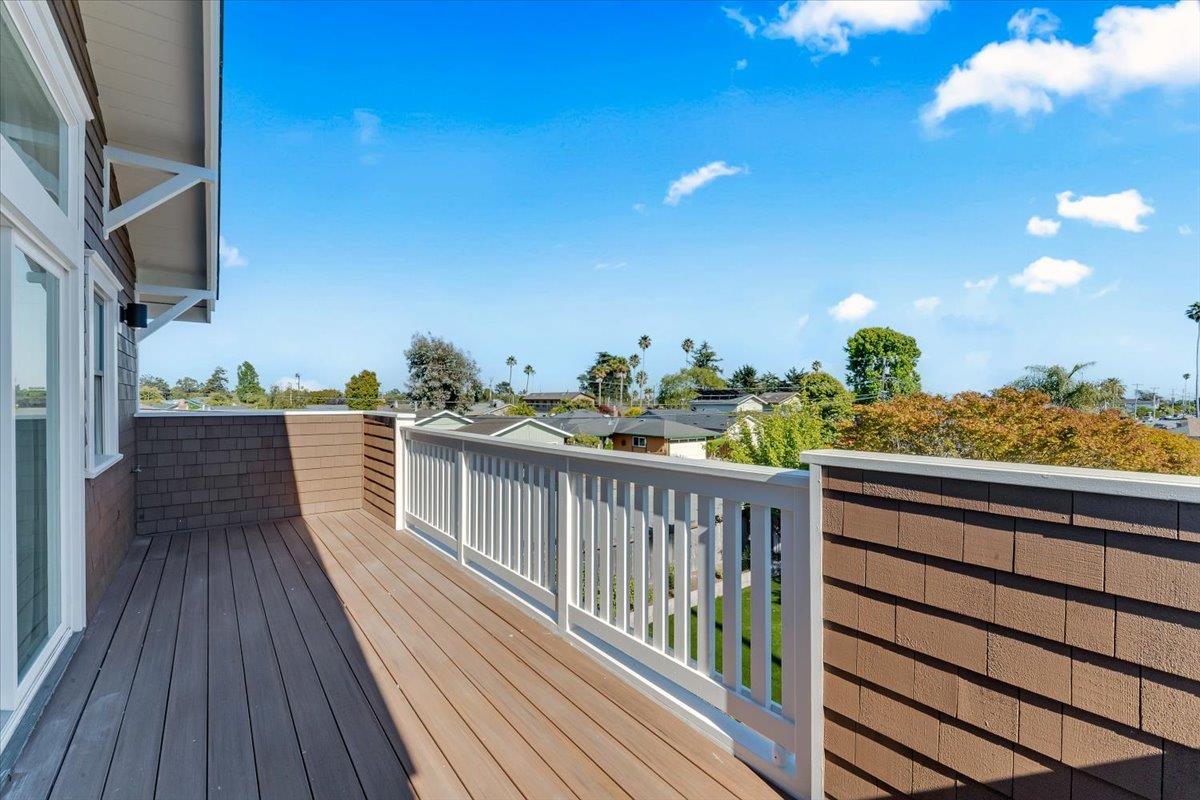 Detail Gallery Image 31 of 50 For 1901 Delaware Ave, Santa Cruz,  CA 95060 - 5 Beds | 2 Baths