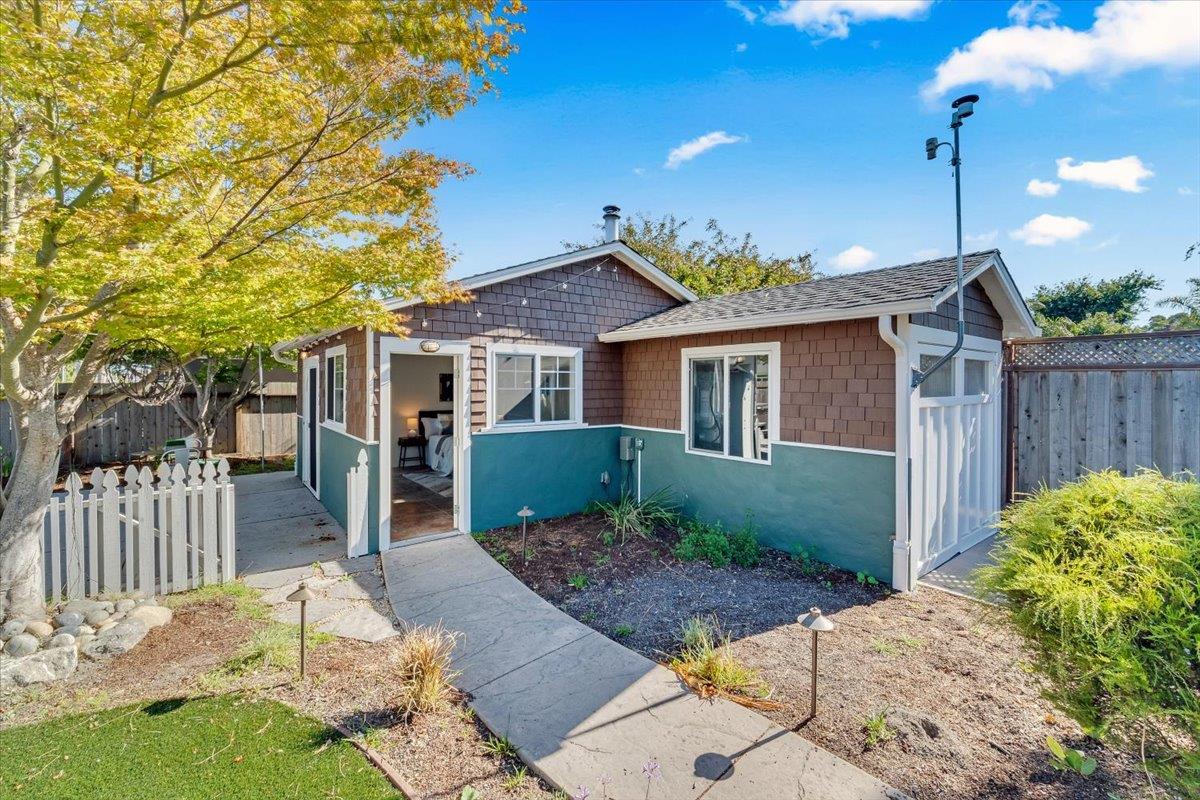 Detail Gallery Image 38 of 50 For 1901 Delaware Ave, Santa Cruz,  CA 95060 - 5 Beds | 2 Baths