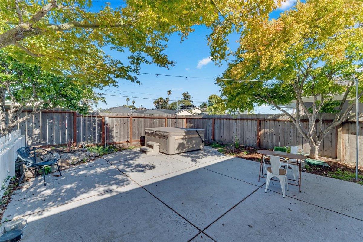 Detail Gallery Image 41 of 50 For 1901 Delaware Ave, Santa Cruz,  CA 95060 - 5 Beds | 2 Baths