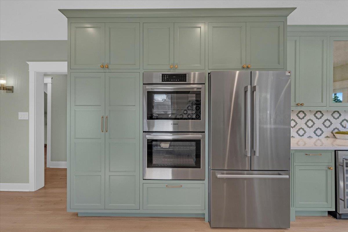 Detail Gallery Image 9 of 50 For 1901 Delaware Ave, Santa Cruz,  CA 95060 - 5 Beds | 2 Baths