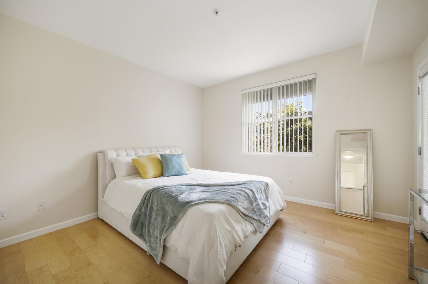Detail Gallery Image 12 of 49 For 1982 W Bayshore Rd #223,  East Palo Alto,  CA 94303 - 1 Beds | 1 Baths