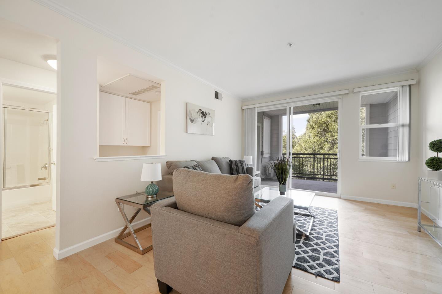 Detail Gallery Image 6 of 49 For 1982 W Bayshore Rd #223,  East Palo Alto,  CA 94303 - 1 Beds | 1 Baths