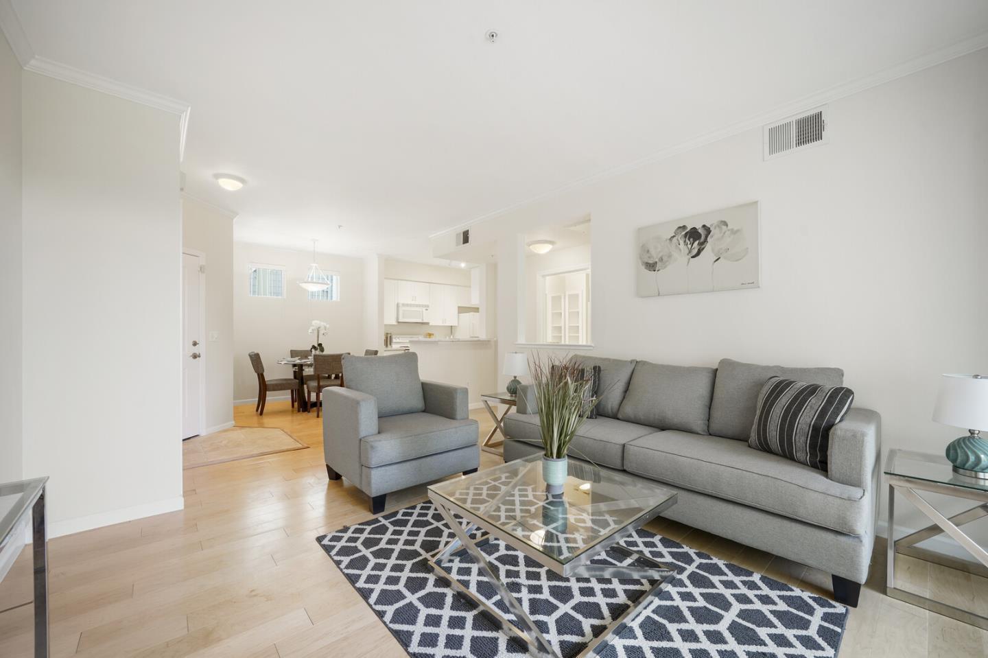 Detail Gallery Image 7 of 49 For 1982 W Bayshore Rd #223,  East Palo Alto,  CA 94303 - 1 Beds | 1 Baths