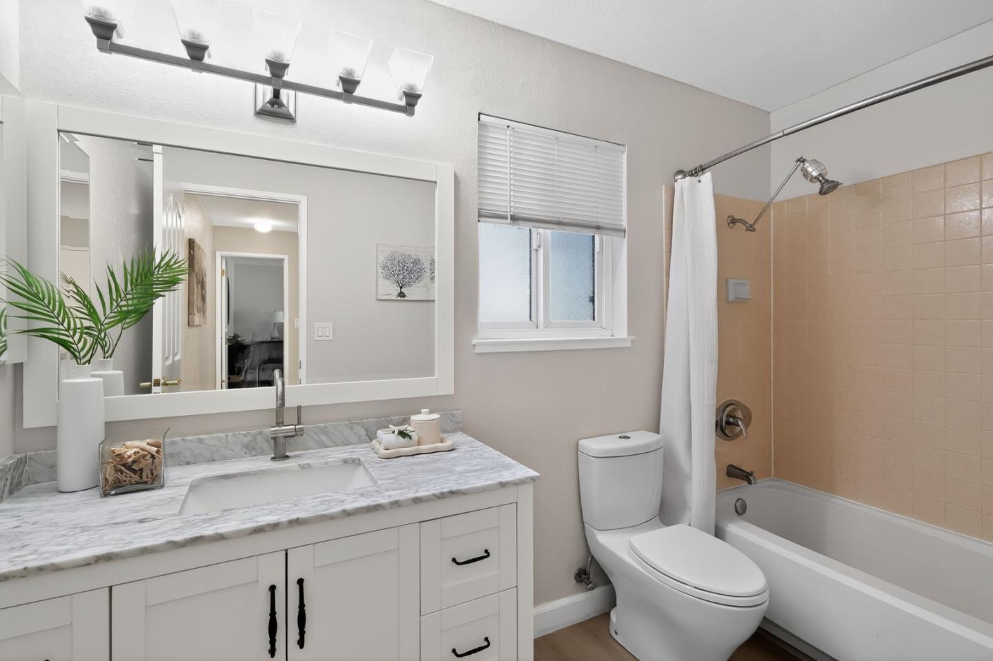 Detail Gallery Image 11 of 27 For 130 Baroni Ave #48,  San Jose,  CA 95136 - 2 Beds | 2/1 Baths