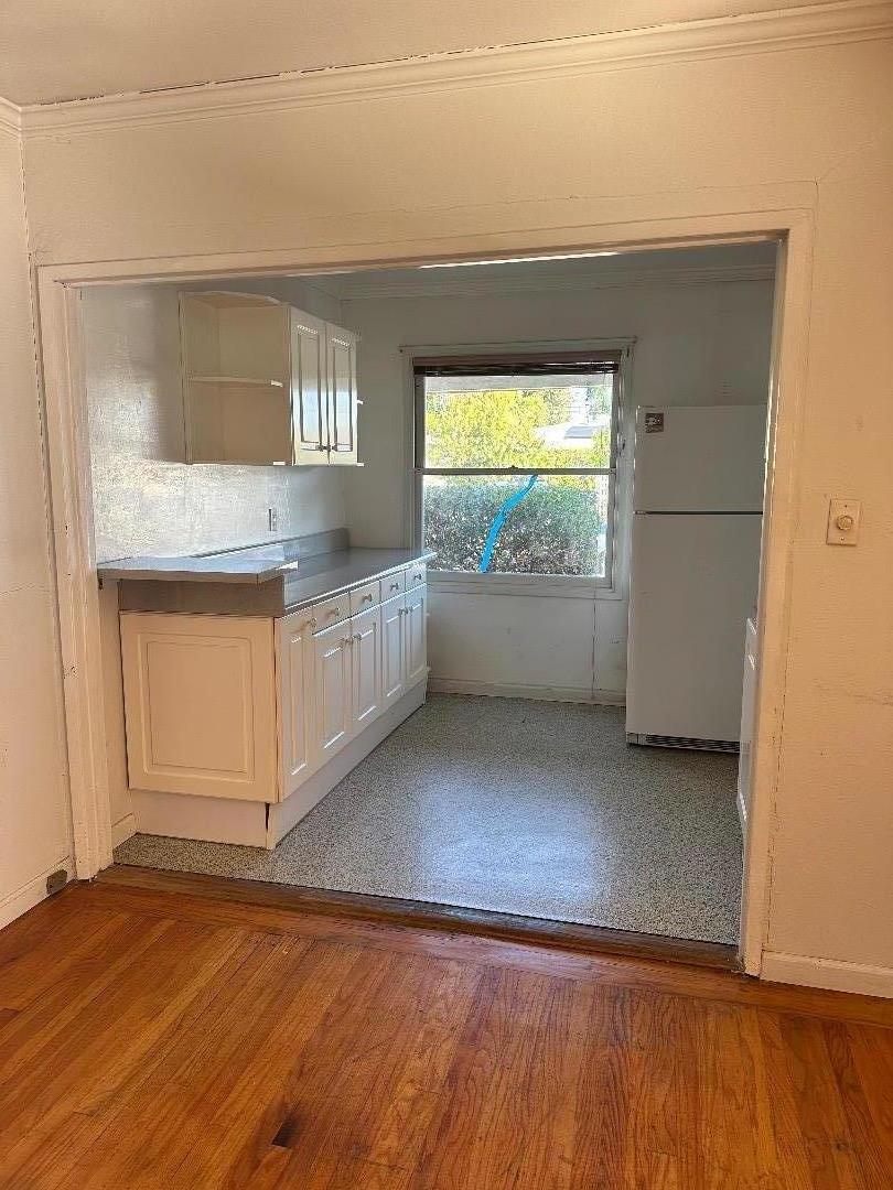 Detail Gallery Image 5 of 14 For 659 San Miguel, Sunnyvale,  CA 94085 - 3 Beds | 1/1 Baths