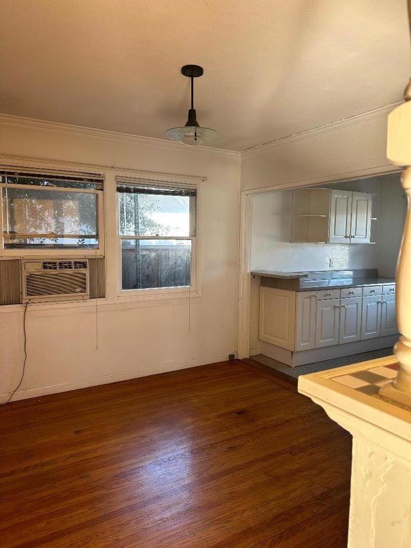 Detail Gallery Image 6 of 14 For 659 San Miguel, Sunnyvale,  CA 94085 - 3 Beds | 1/1 Baths