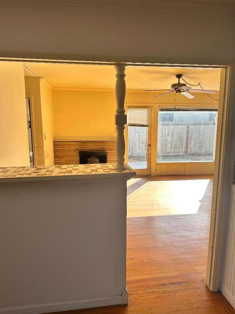 Detail Gallery Image 7 of 14 For 659 San Miguel, Sunnyvale,  CA 94085 - 3 Beds | 1/1 Baths