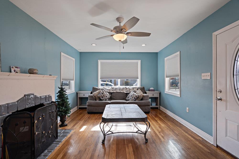 Detail Gallery Image 10 of 47 For 1545 E Saint John St, San Jose,  CA 95116 - 7 Beds | 3 Baths