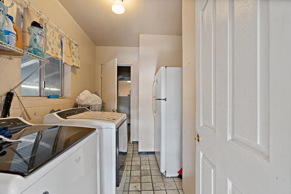 Detail Gallery Image 23 of 47 For 1545 E Saint John St, San Jose,  CA 95116 - 7 Beds | 3 Baths