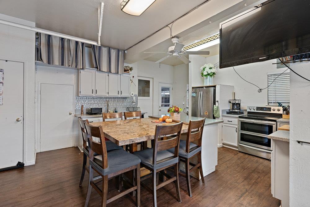 Detail Gallery Image 28 of 47 For 1545 E Saint John St, San Jose,  CA 95116 - 7 Beds | 3 Baths