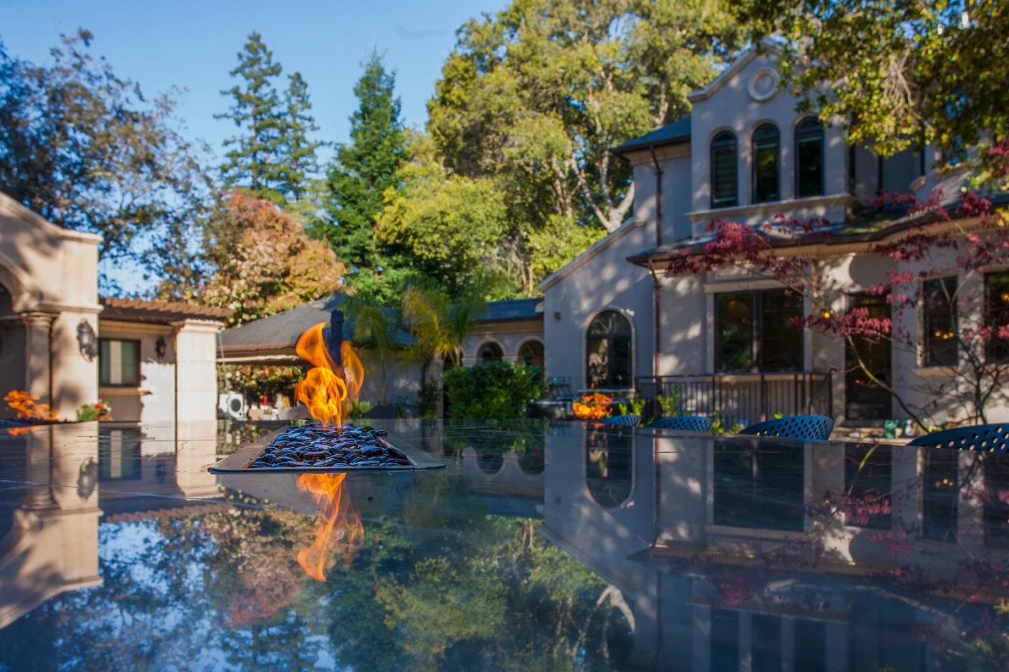 Detail Gallery Image 12 of 47 For 46 Almendral Ave, Atherton,  CA 94027 - 7 Beds | 7/2 Baths