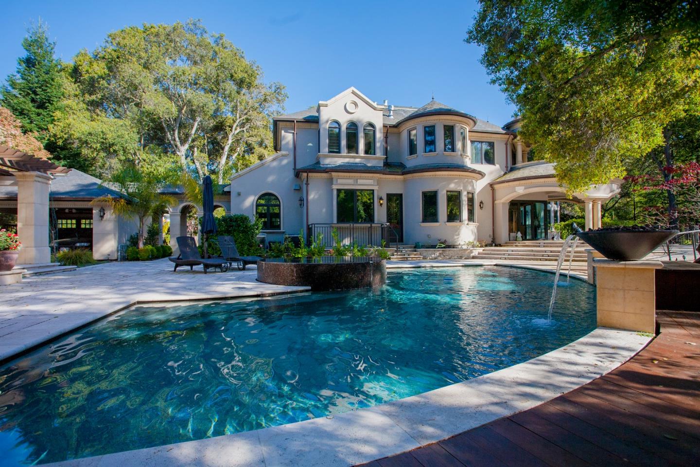 Detail Gallery Image 16 of 47 For 46 Almendral Ave, Atherton,  CA 94027 - 7 Beds | 7/2 Baths