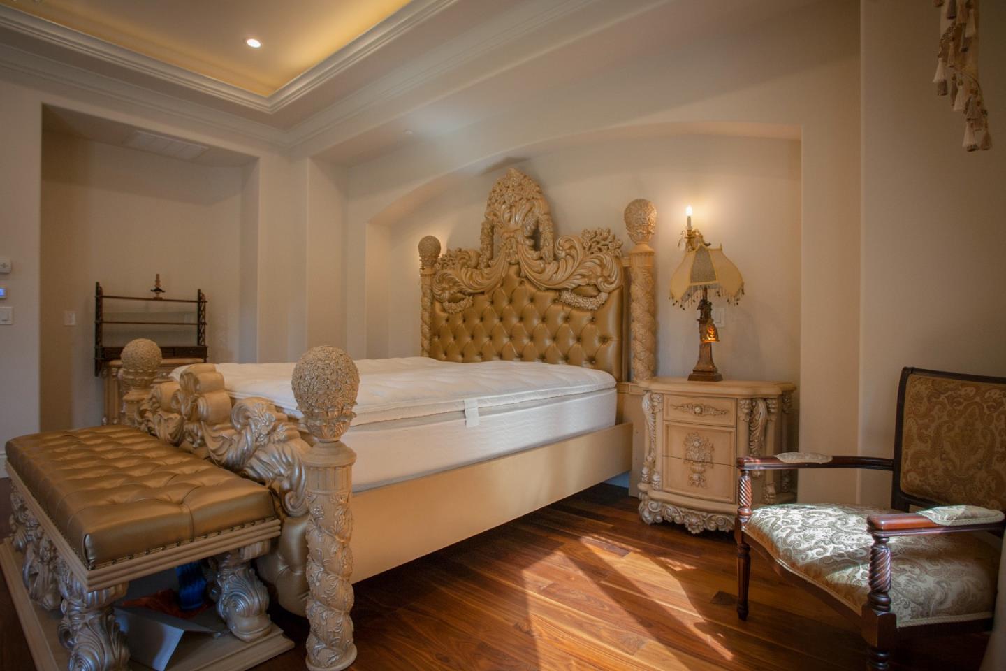 Detail Gallery Image 24 of 47 For 46 Almendral Ave, Atherton,  CA 94027 - 7 Beds | 7/2 Baths