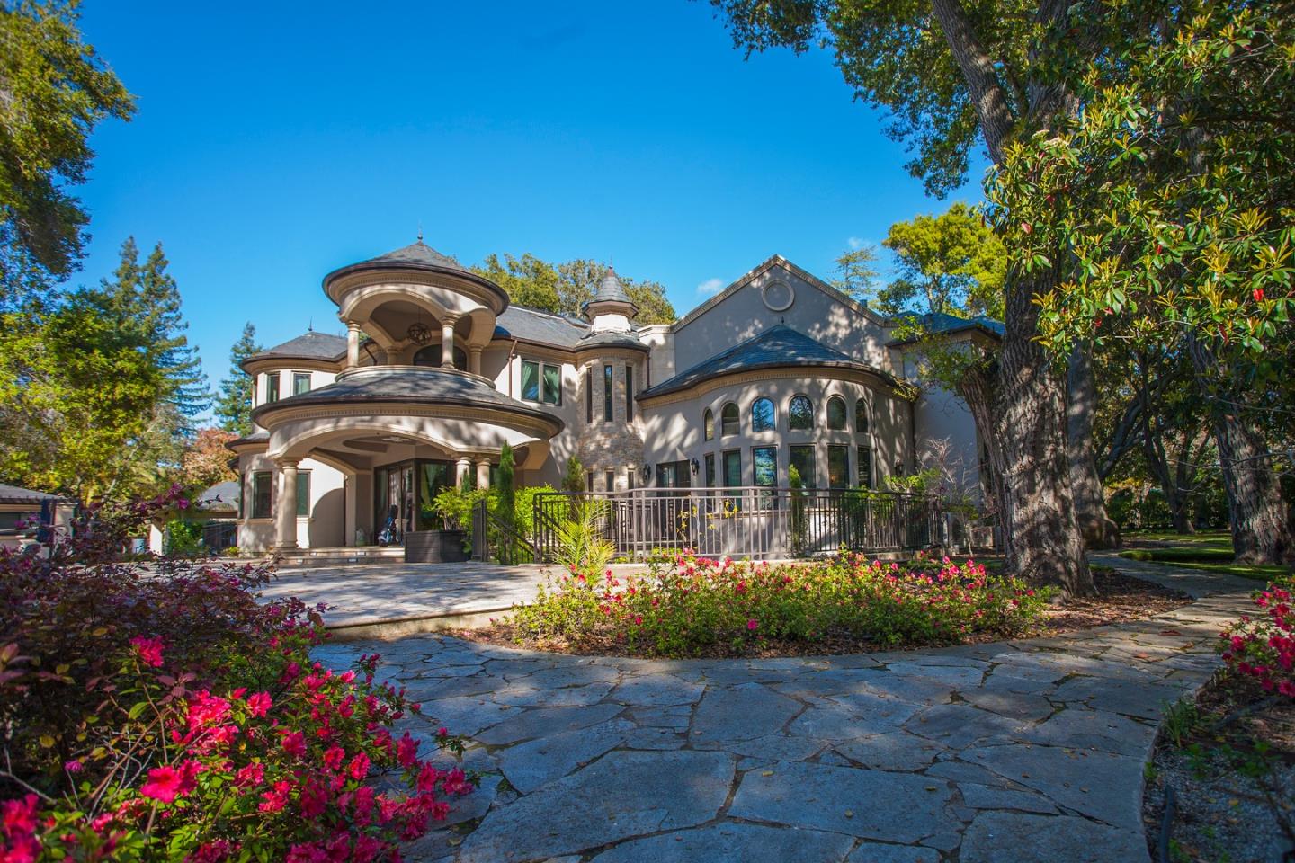 Detail Gallery Image 5 of 47 For 46 Almendral Ave, Atherton,  CA 94027 - 7 Beds | 7/2 Baths