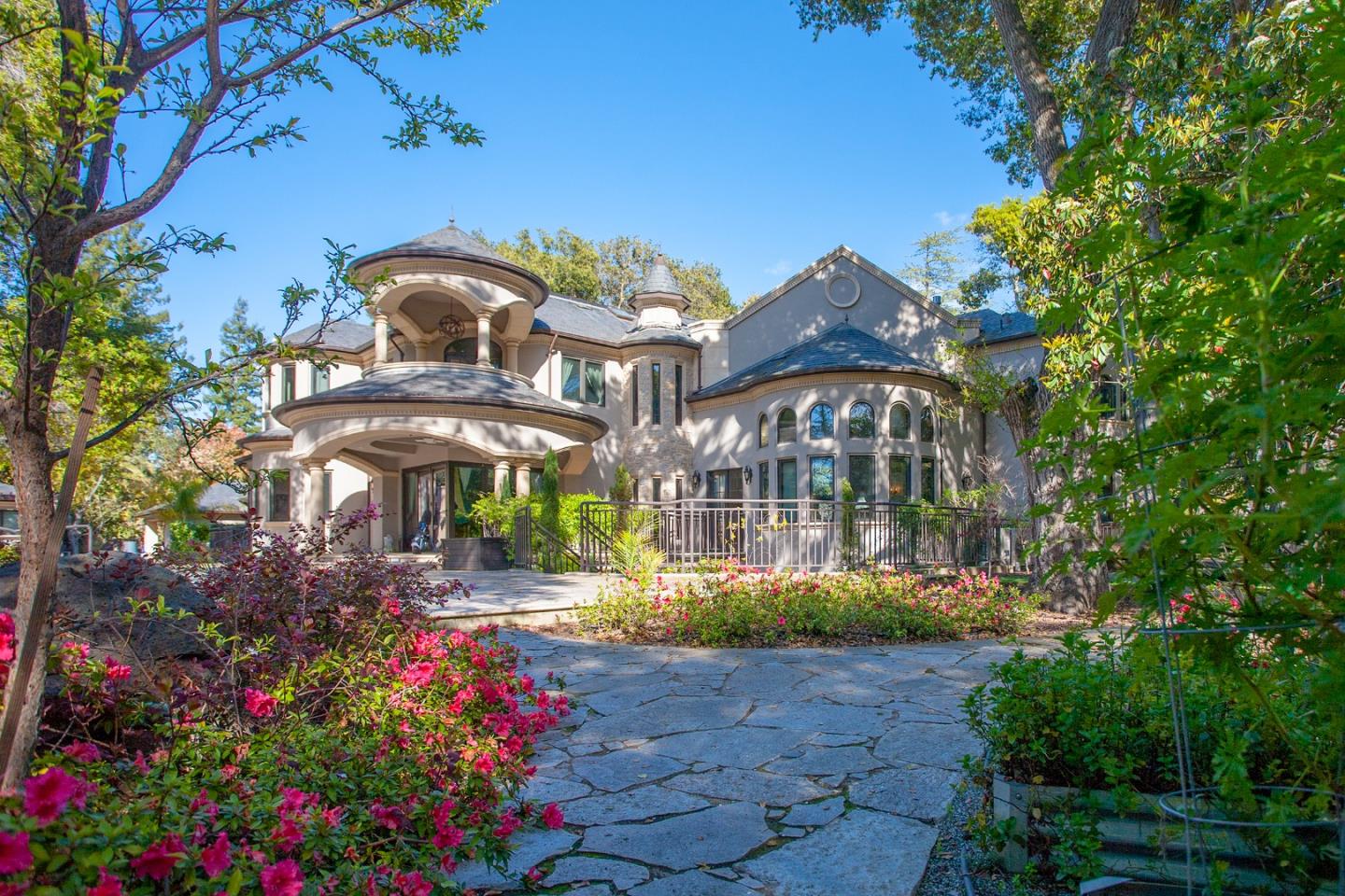 Detail Gallery Image 6 of 47 For 46 Almendral Ave, Atherton,  CA 94027 - 7 Beds | 7/2 Baths