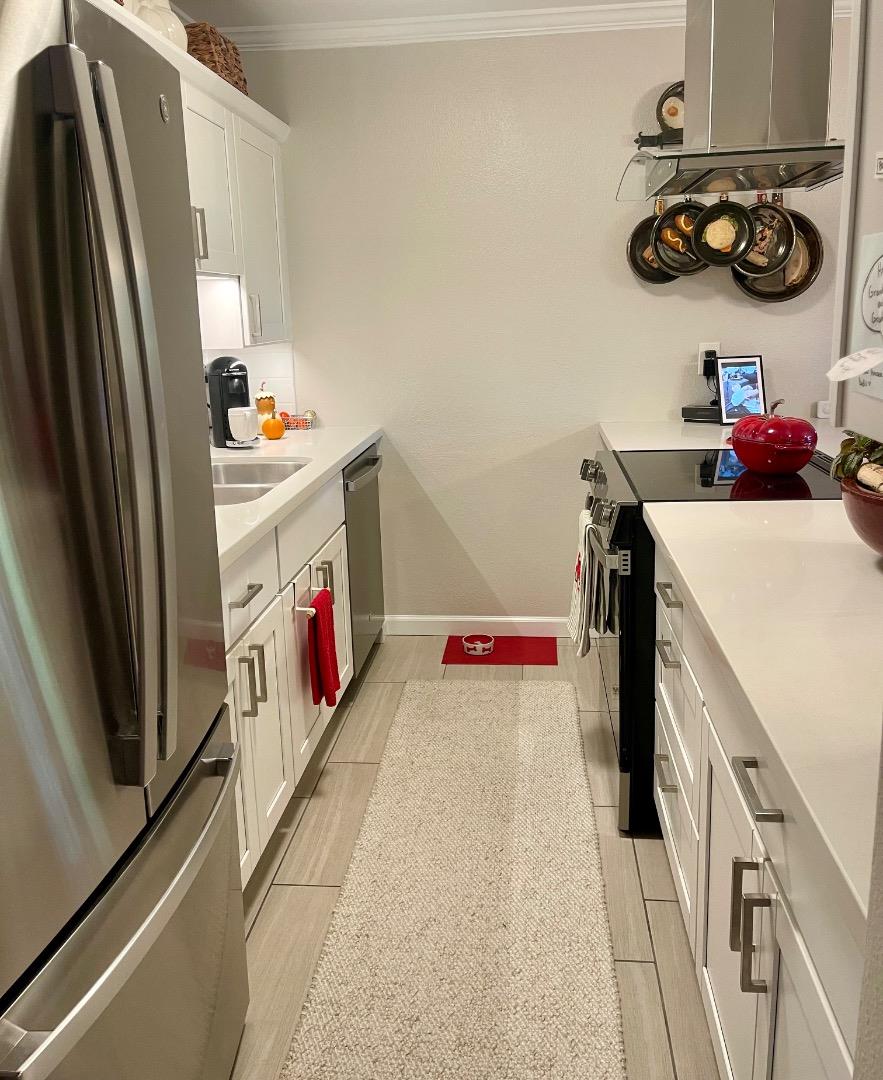 Detail Gallery Image 8 of 19 For 311 Bean Creek Rd #305,  Scotts Valley,  CA 95066 - 2 Beds | 1 Baths