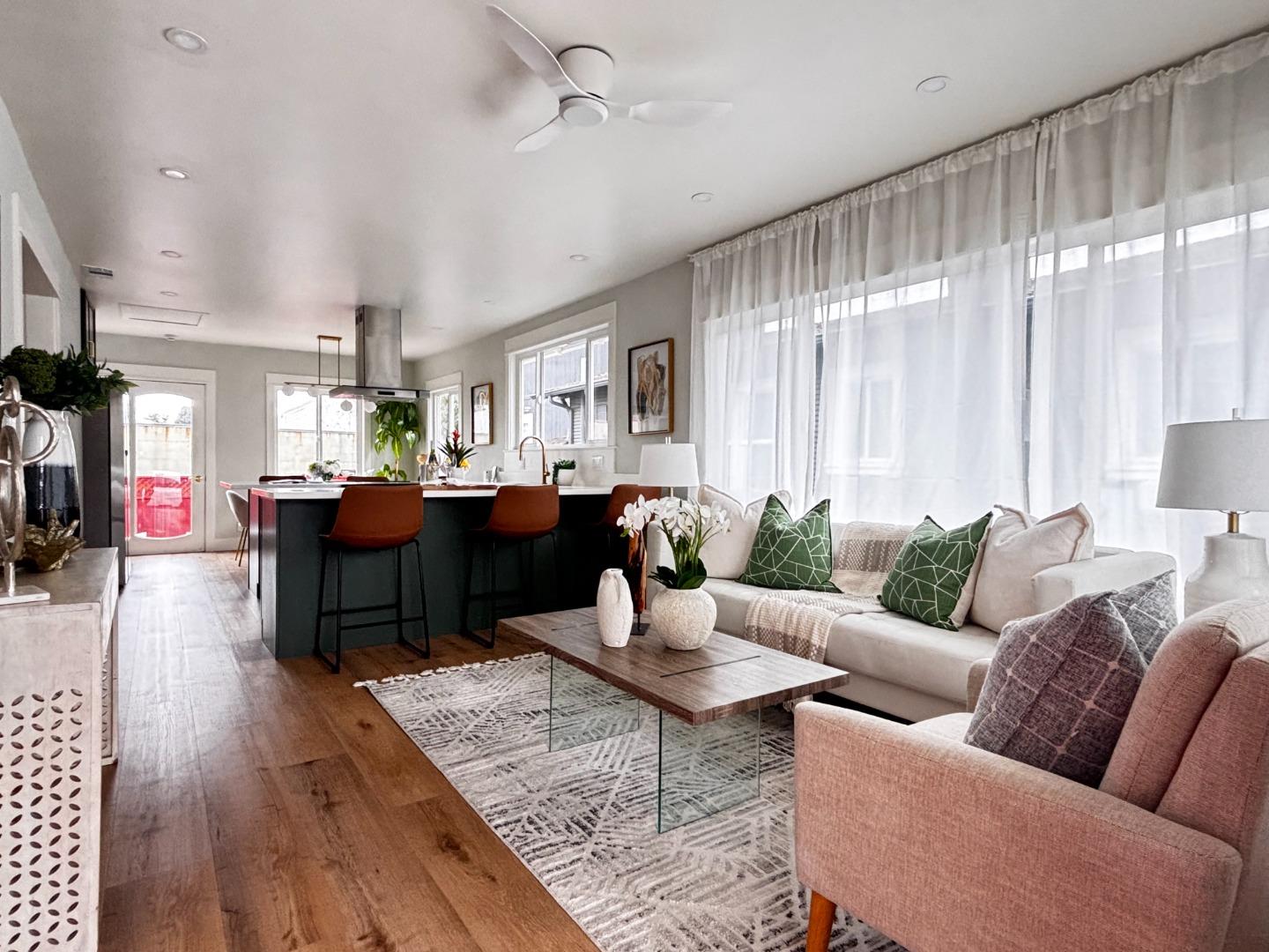 Detail Gallery Image 2 of 19 For 4141 Masterson St, Oakland,  CA 94619 - 2 Beds | 1 Baths