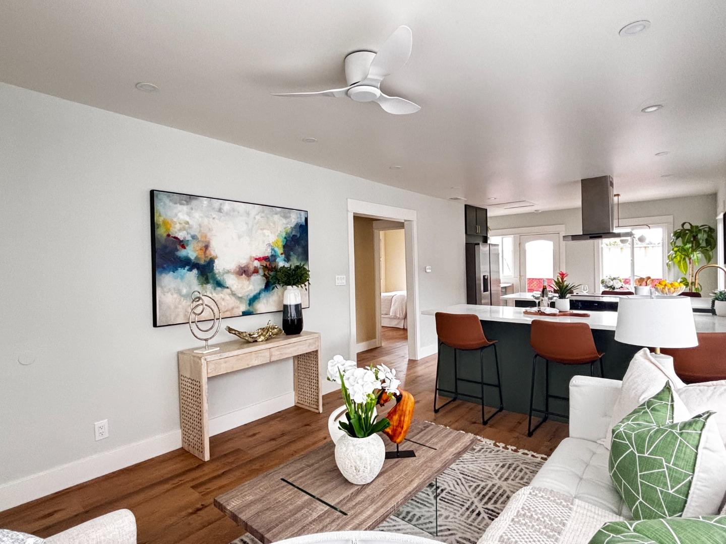 Detail Gallery Image 3 of 19 For 4141 Masterson St, Oakland,  CA 94619 - 2 Beds | 1 Baths