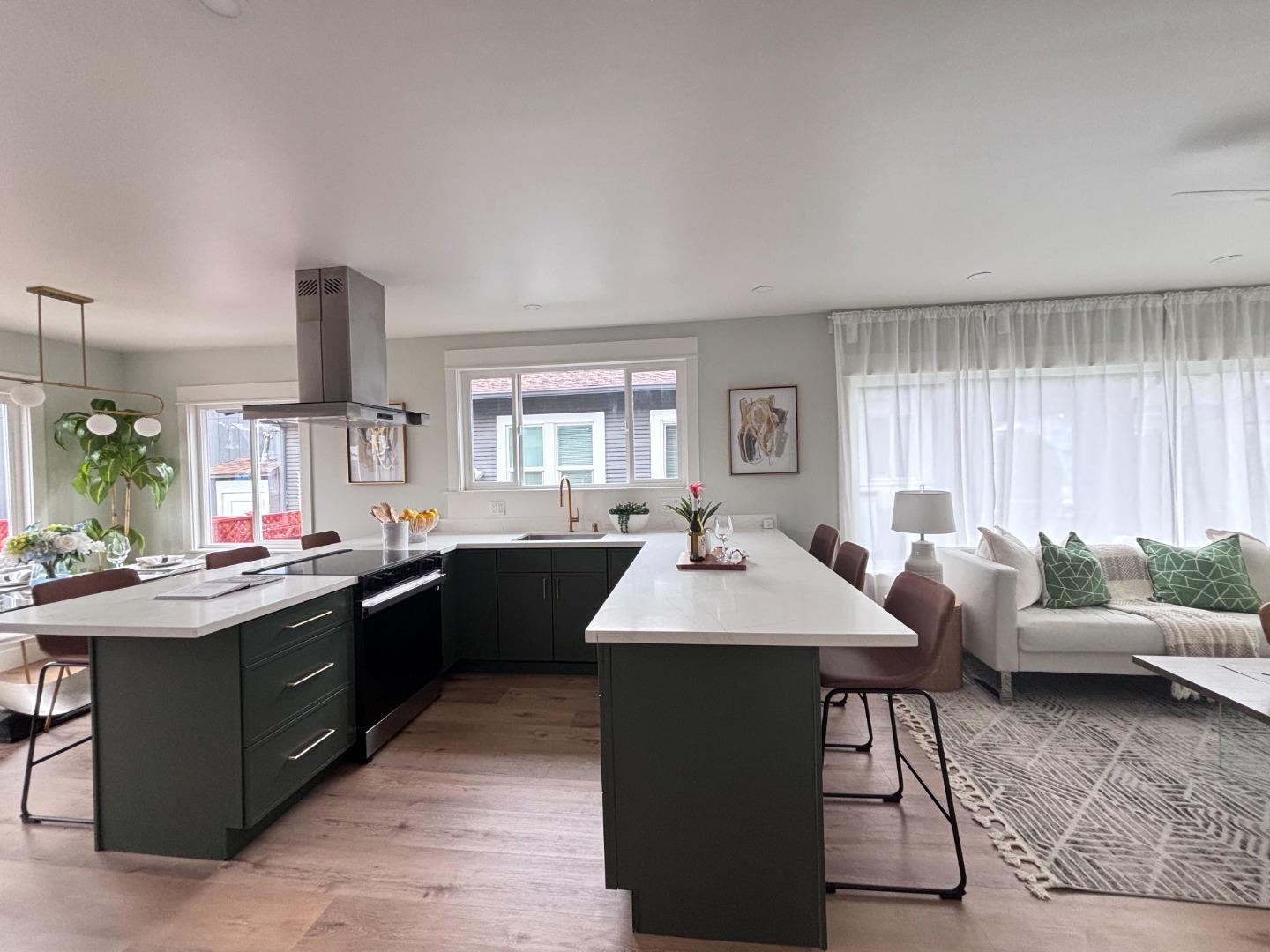 Detail Gallery Image 4 of 19 For 4141 Masterson St, Oakland,  CA 94619 - 2 Beds | 1 Baths