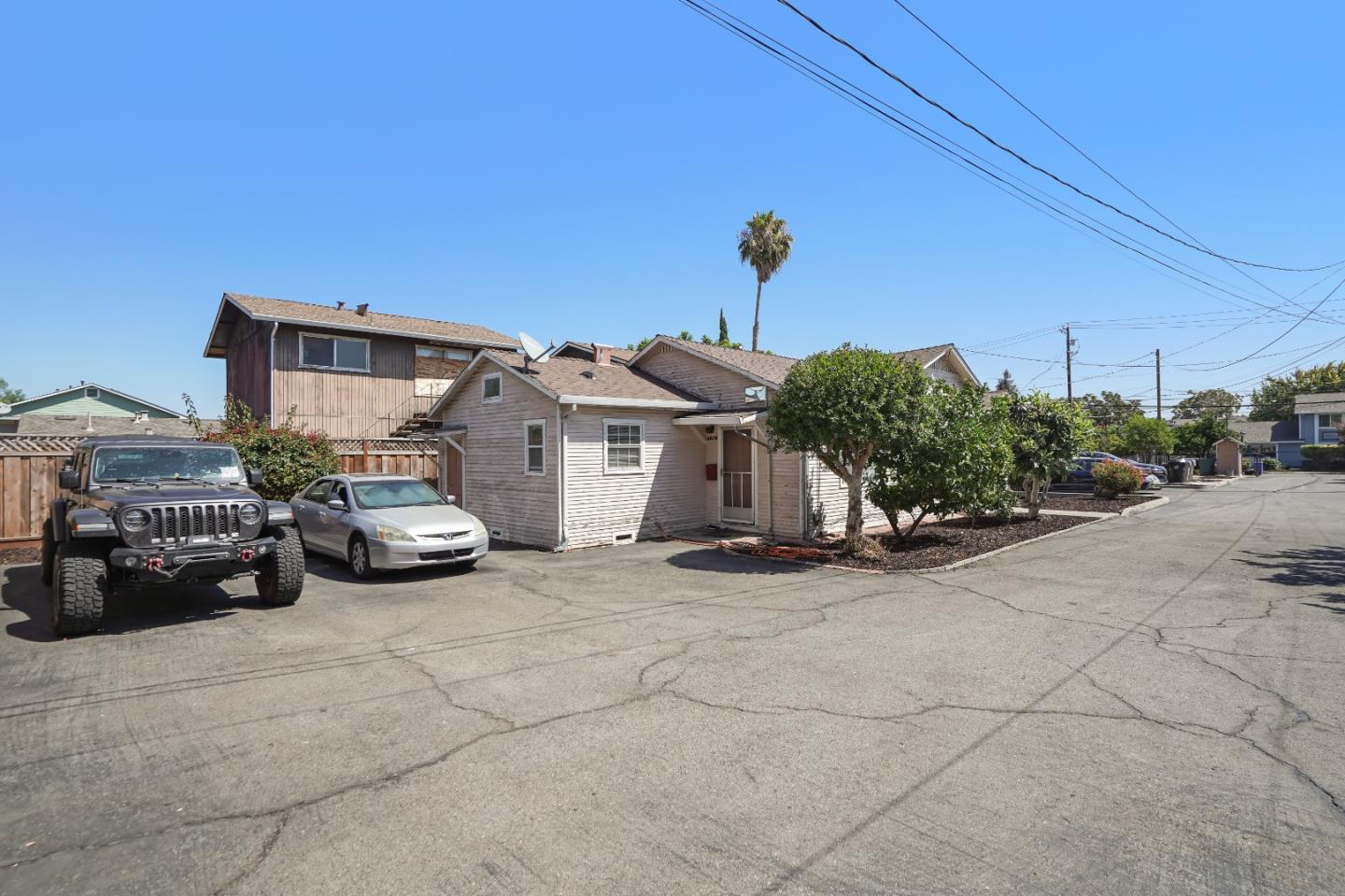 Detail Gallery Image 10 of 36 For 405 S Buena Vista Ave, San Jose,  CA 95126 - – Beds | – Baths