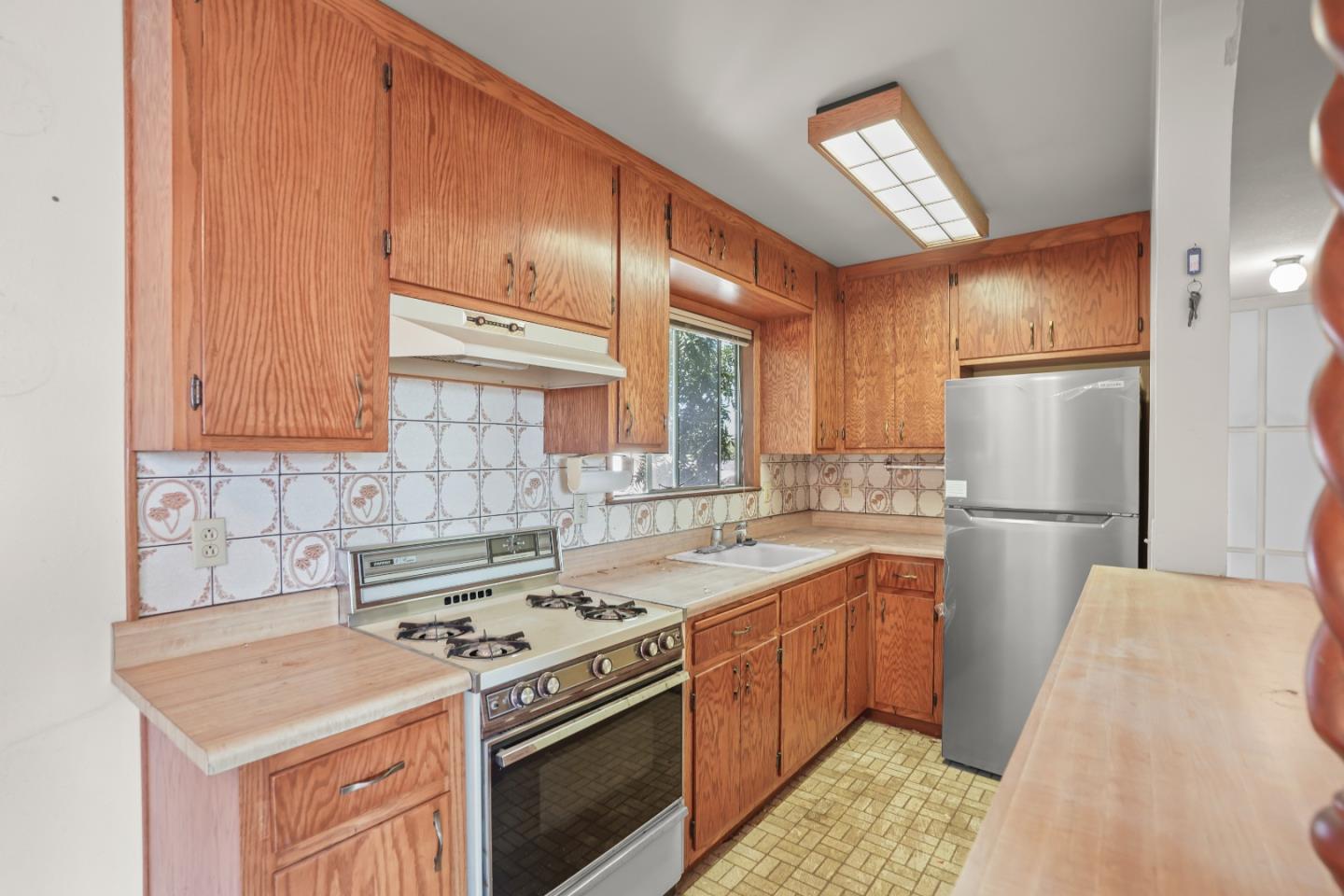 Detail Gallery Image 22 of 36 For 405 S Buena Vista Ave, San Jose,  CA 95126 - – Beds | – Baths