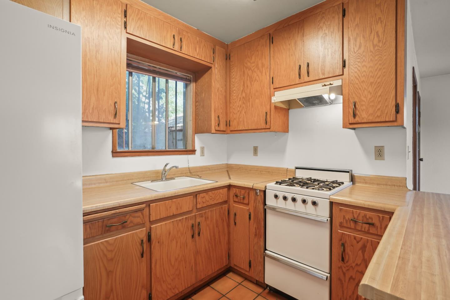 Detail Gallery Image 29 of 36 For 405 S Buena Vista Ave, San Jose,  CA 95126 - – Beds | – Baths