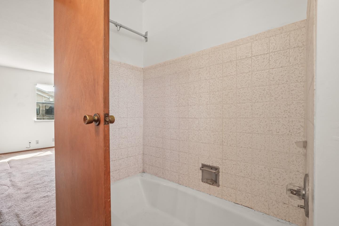 Detail Gallery Image 35 of 36 For 405 S Buena Vista Ave, San Jose,  CA 95126 - – Beds | – Baths