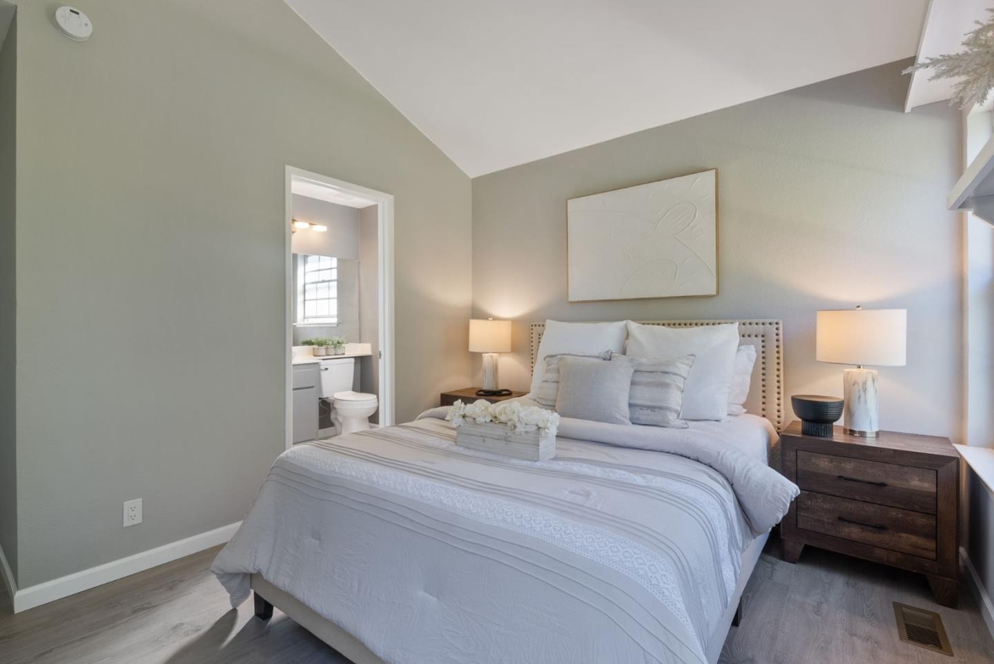 Photo #17: ML82026639 Listing: Photo #17