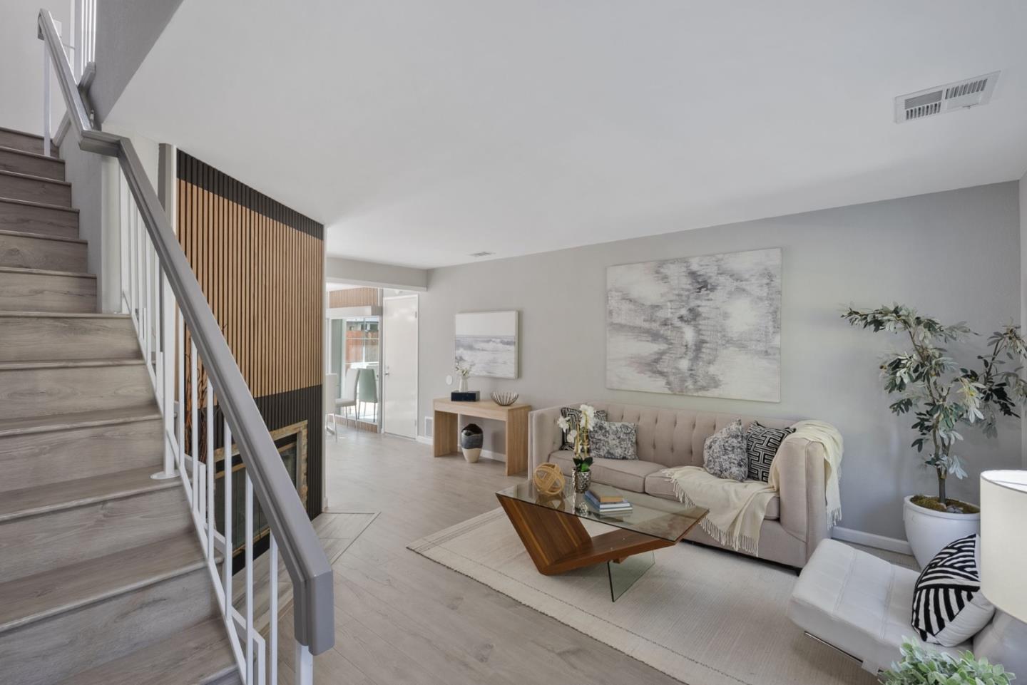 Photo #2: ML82026639 Listing: Photo #2