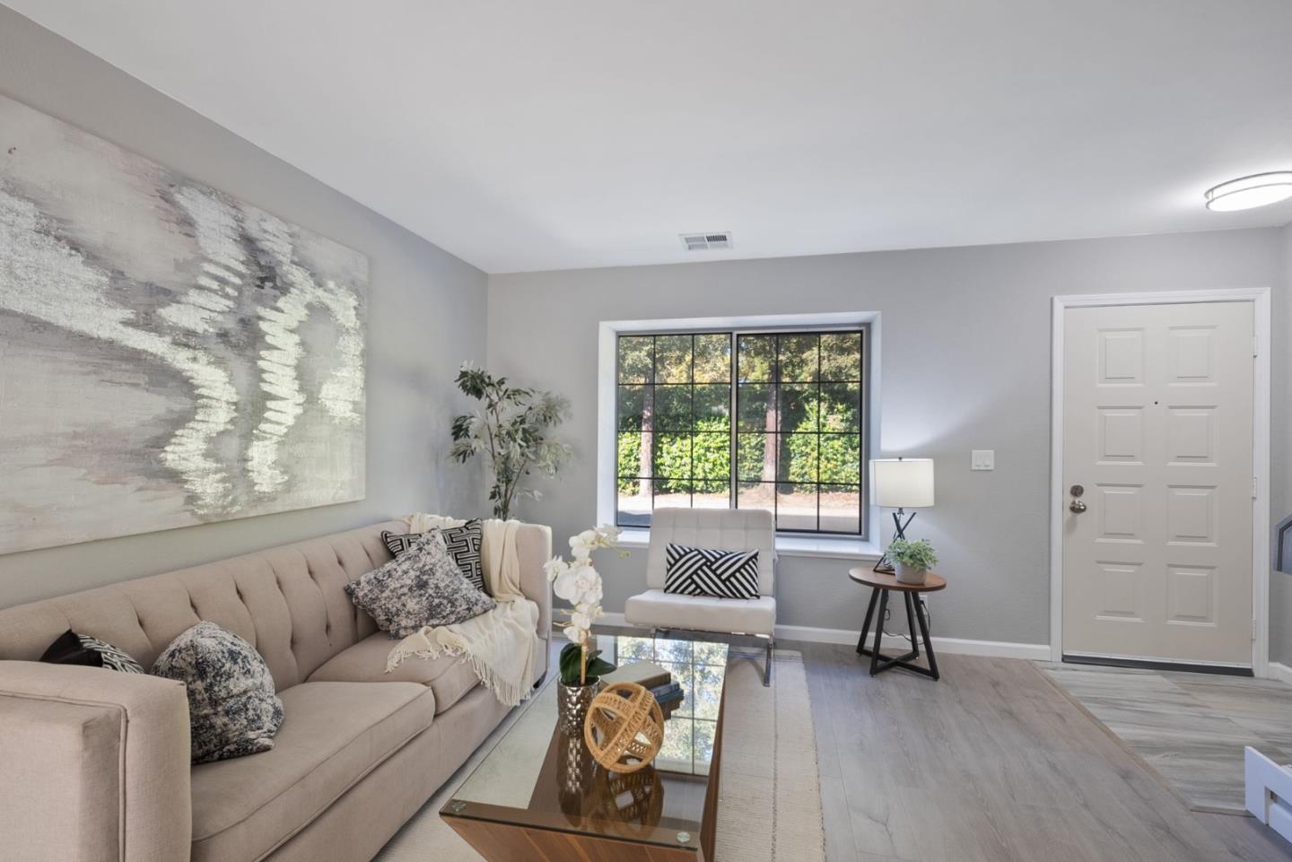 Photo #4: ML82026639 Listing: Photo #4