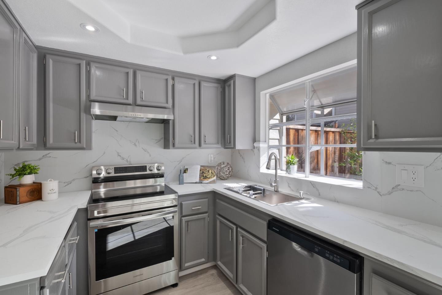 Photo #7: ML82026639 Listing: Photo #7