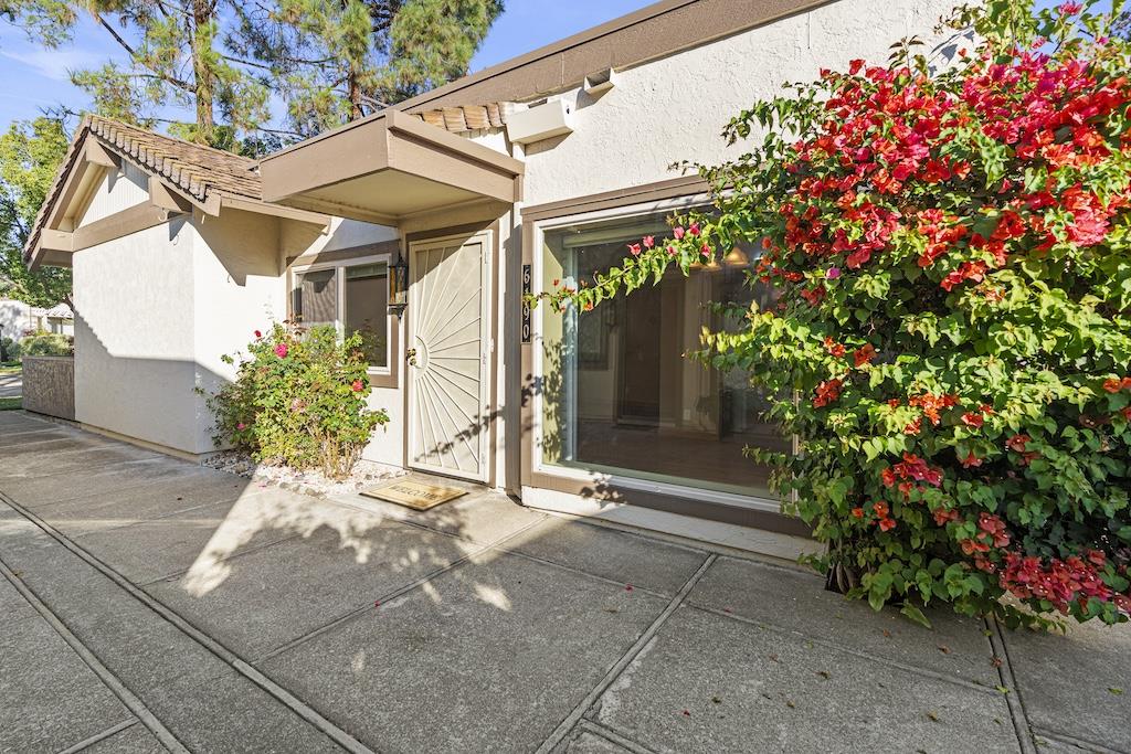 Detail Gallery Image 3 of 20 For 6190 Gerdts Dr, San Jose,  CA 95135 - 1 Beds | 1 Baths