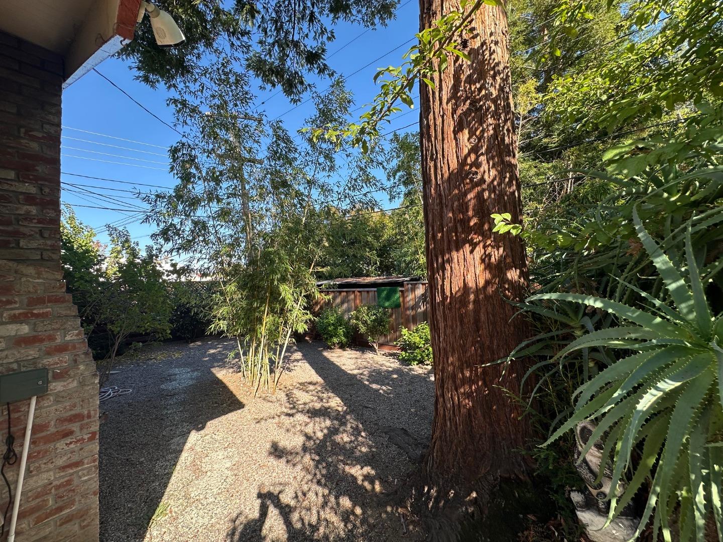 Detail Gallery Image 11 of 11 For 3076 Union Ave, San Jose,  CA 95124 - 4 Beds | 1/1 Baths